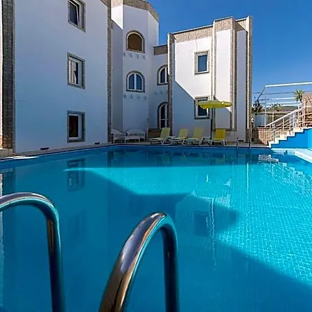 Hola Bodrum 3*